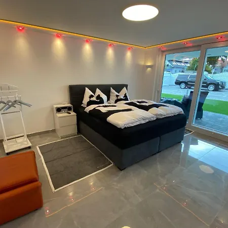 Luxus Pasha & Nero Apartment